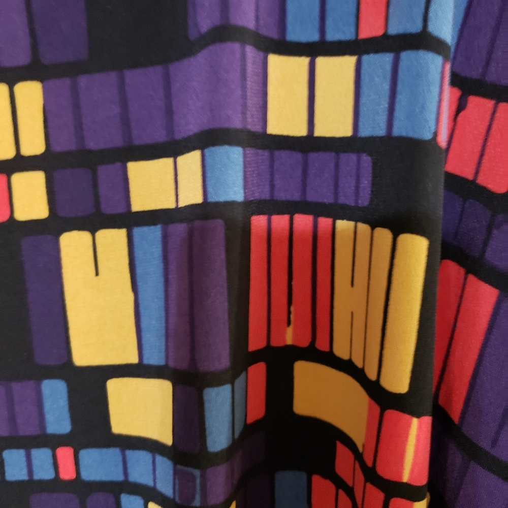 Lularoe irma - Picture 2 of 2